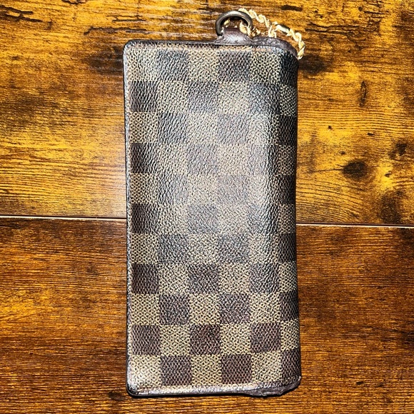 Louis Vuitton Damier wallet - Picture 2 of 11